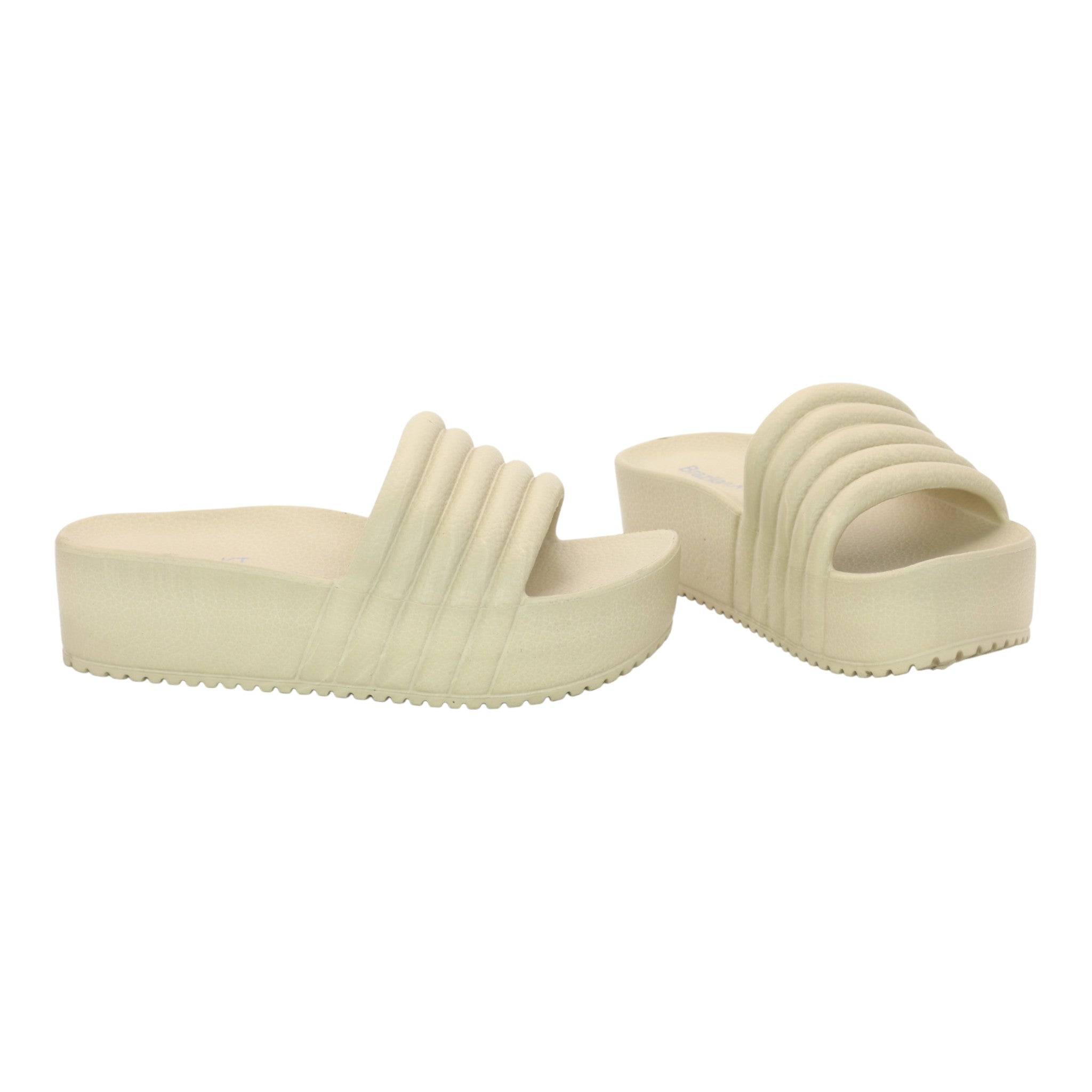 M011540 comfy slipper