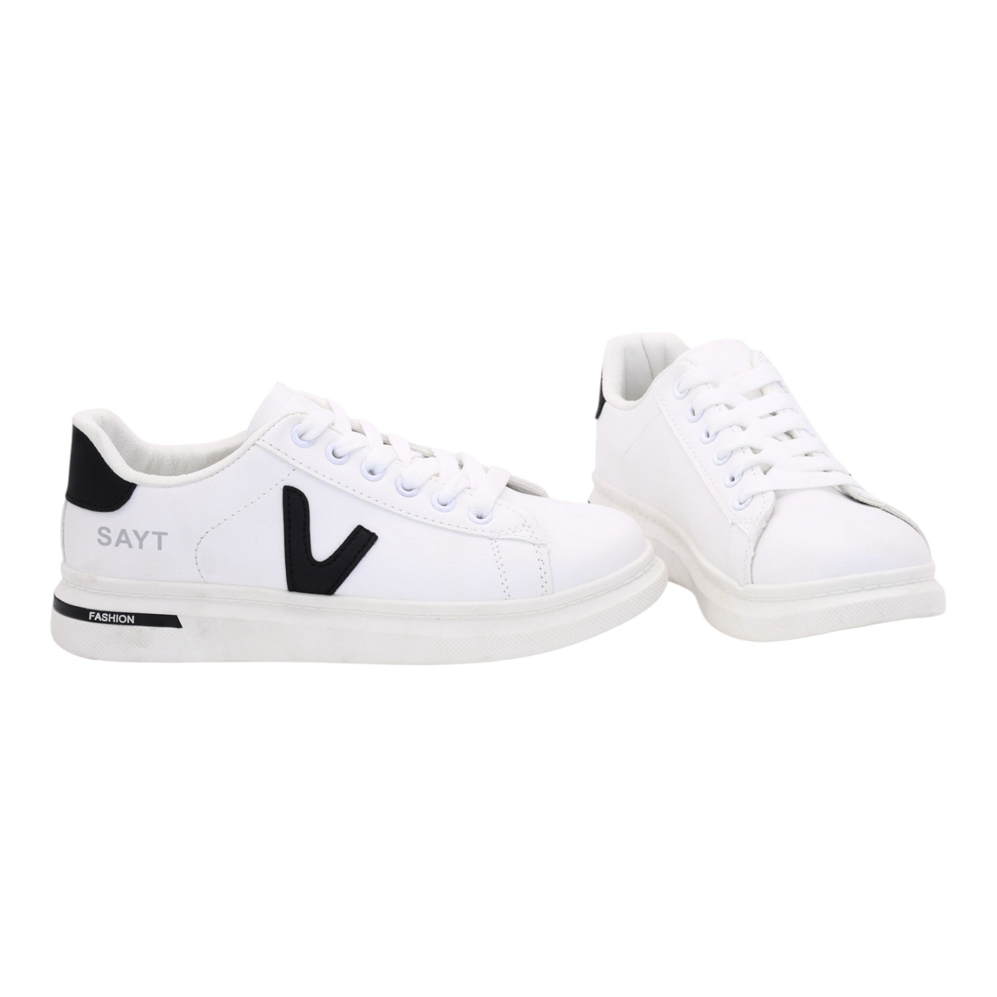 V sneaker
