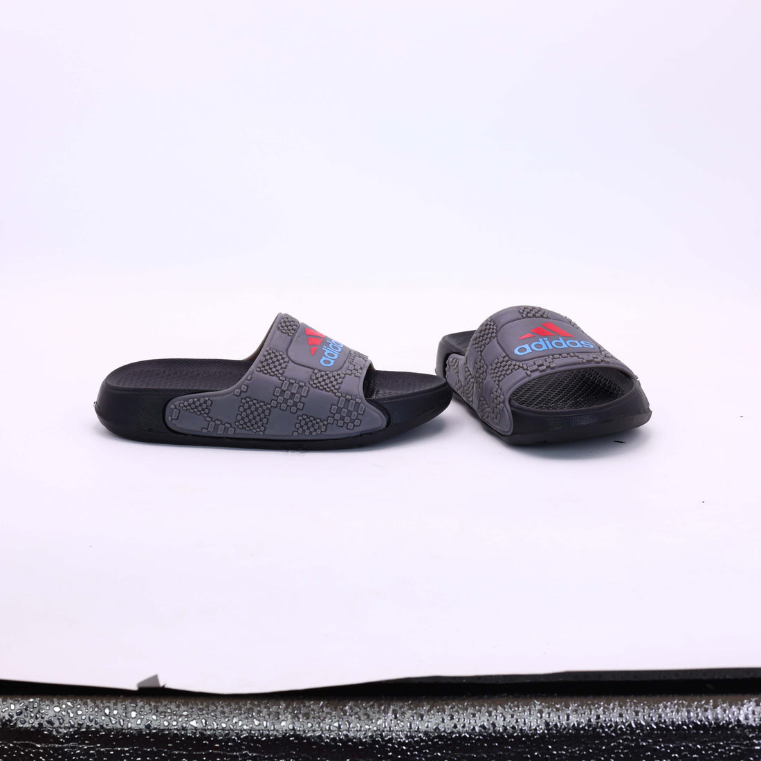 Kids sport slipper