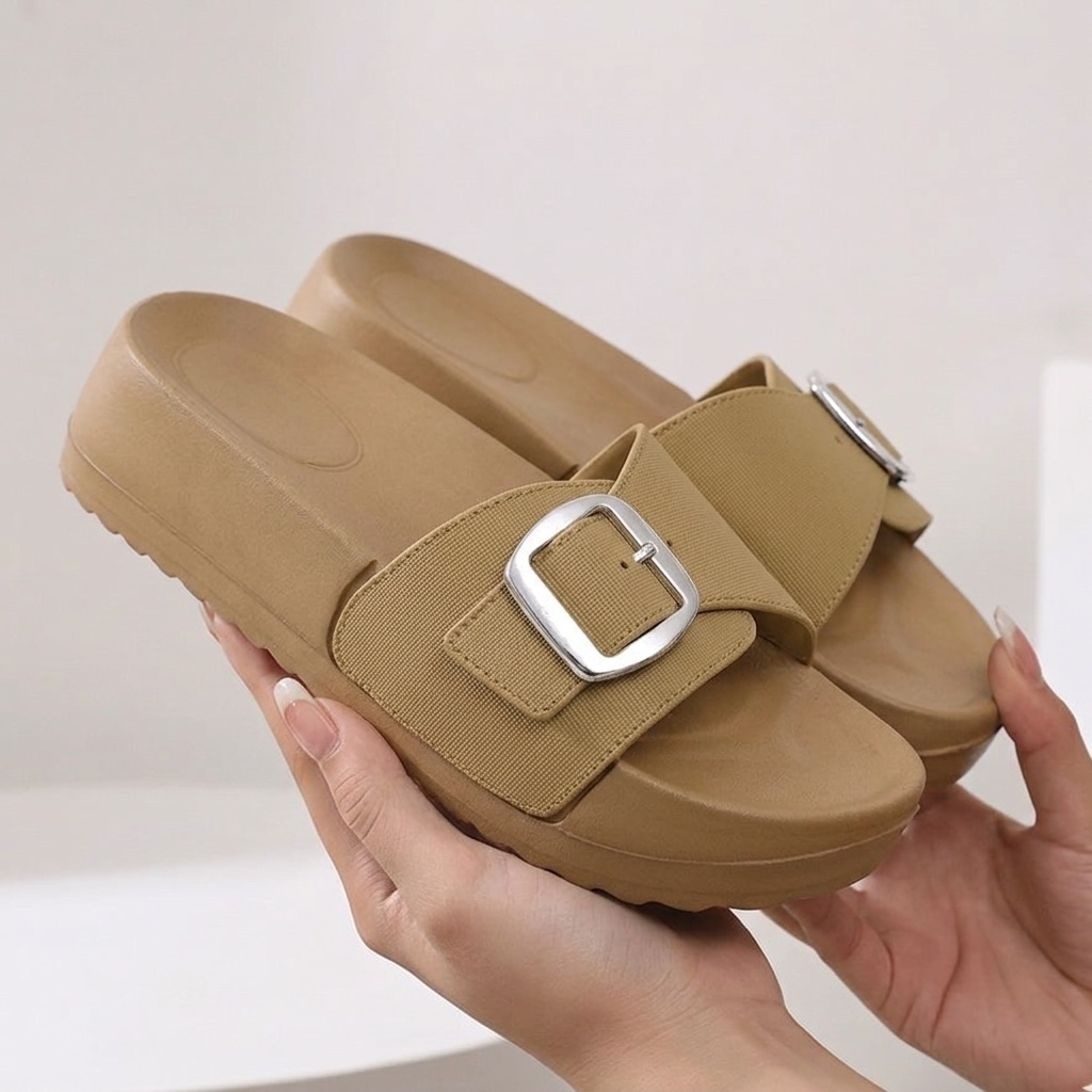 M011954 slipper