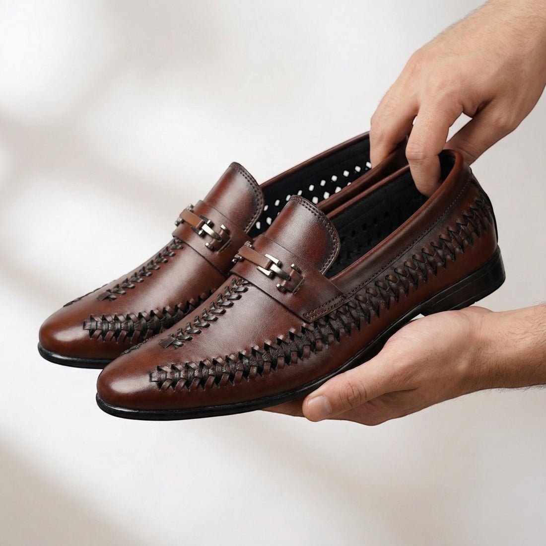 M011419 men shoes