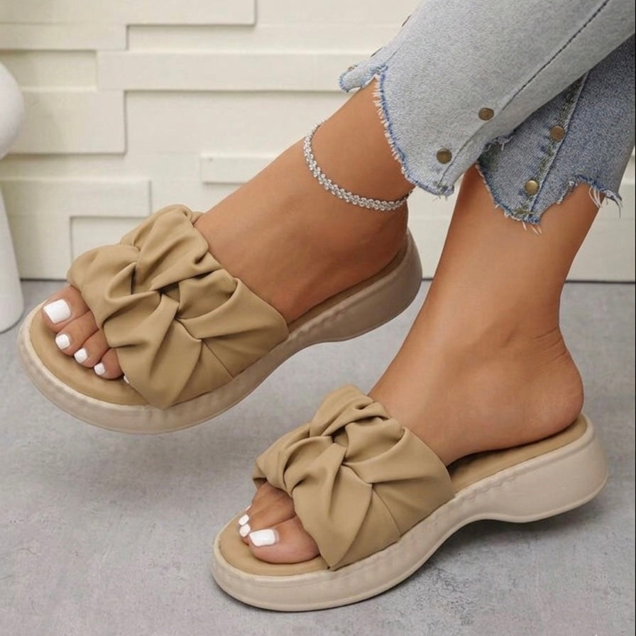 M0543 slipper