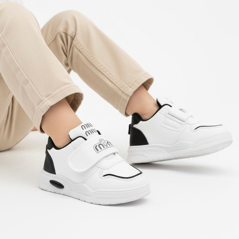 M011258 kids shoes
