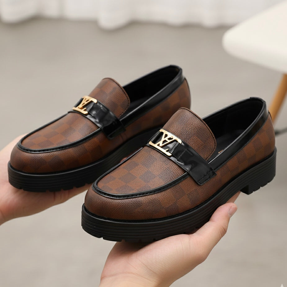 M011421 men shoes