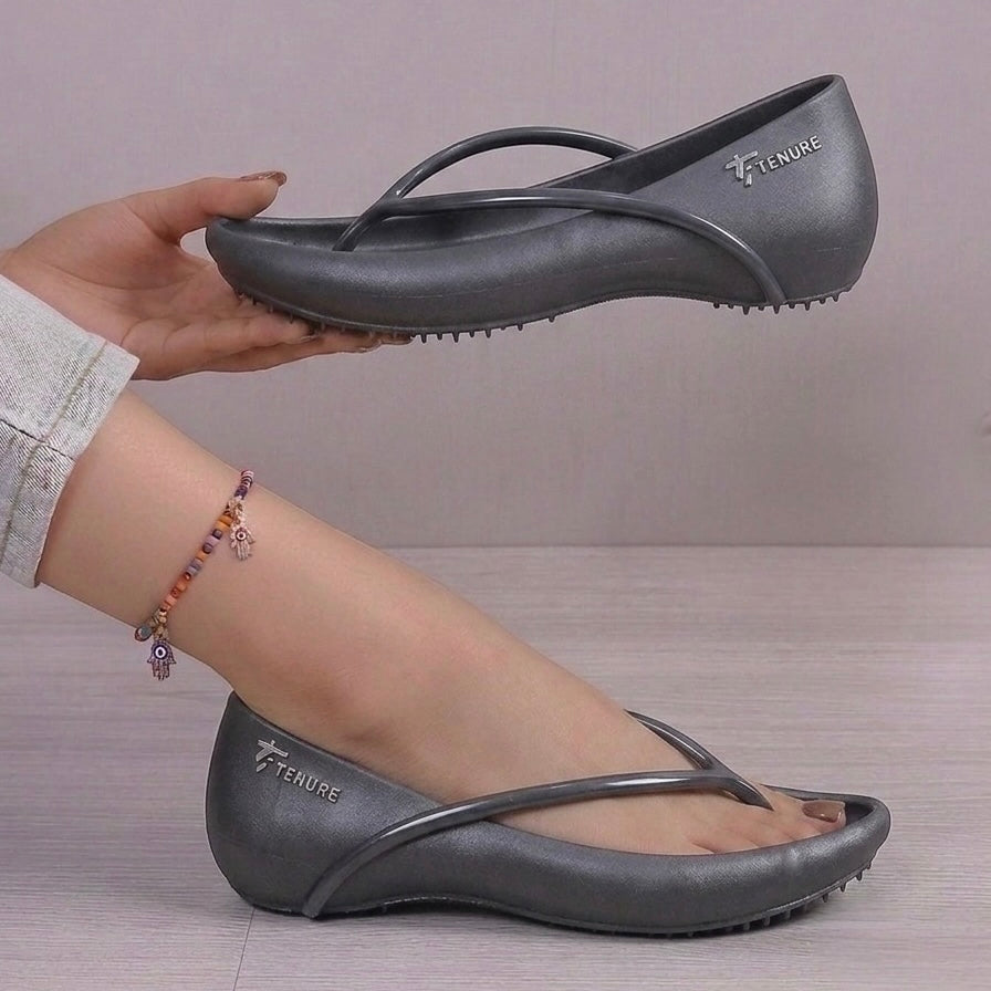 M011833 flipflop