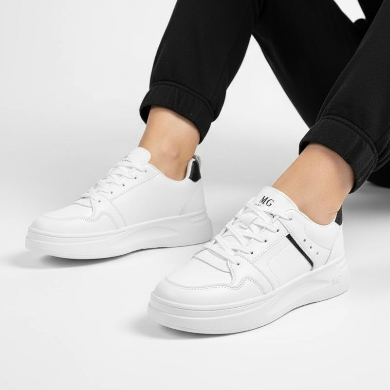 M011460 sneaker shoes