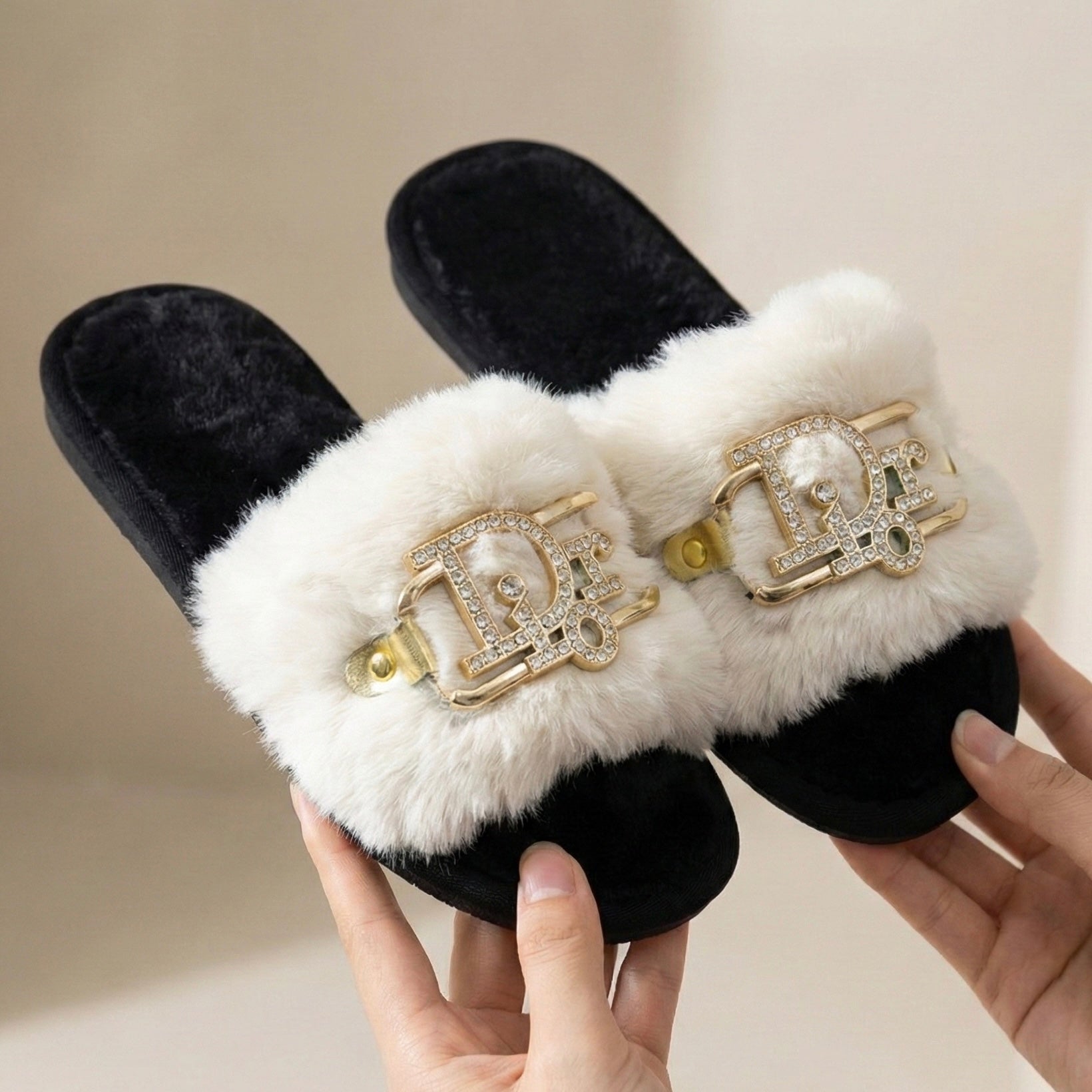 M01051 soft slipper