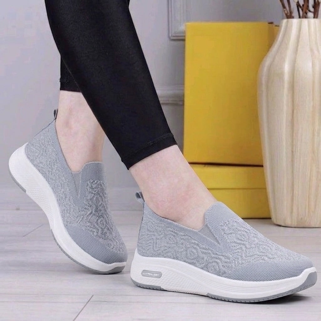 M011637 fabric shoes