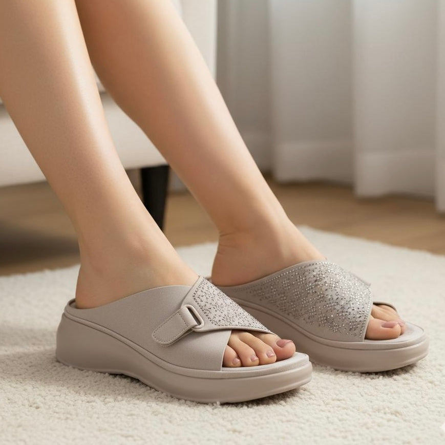 M1618J9 comfy slipper