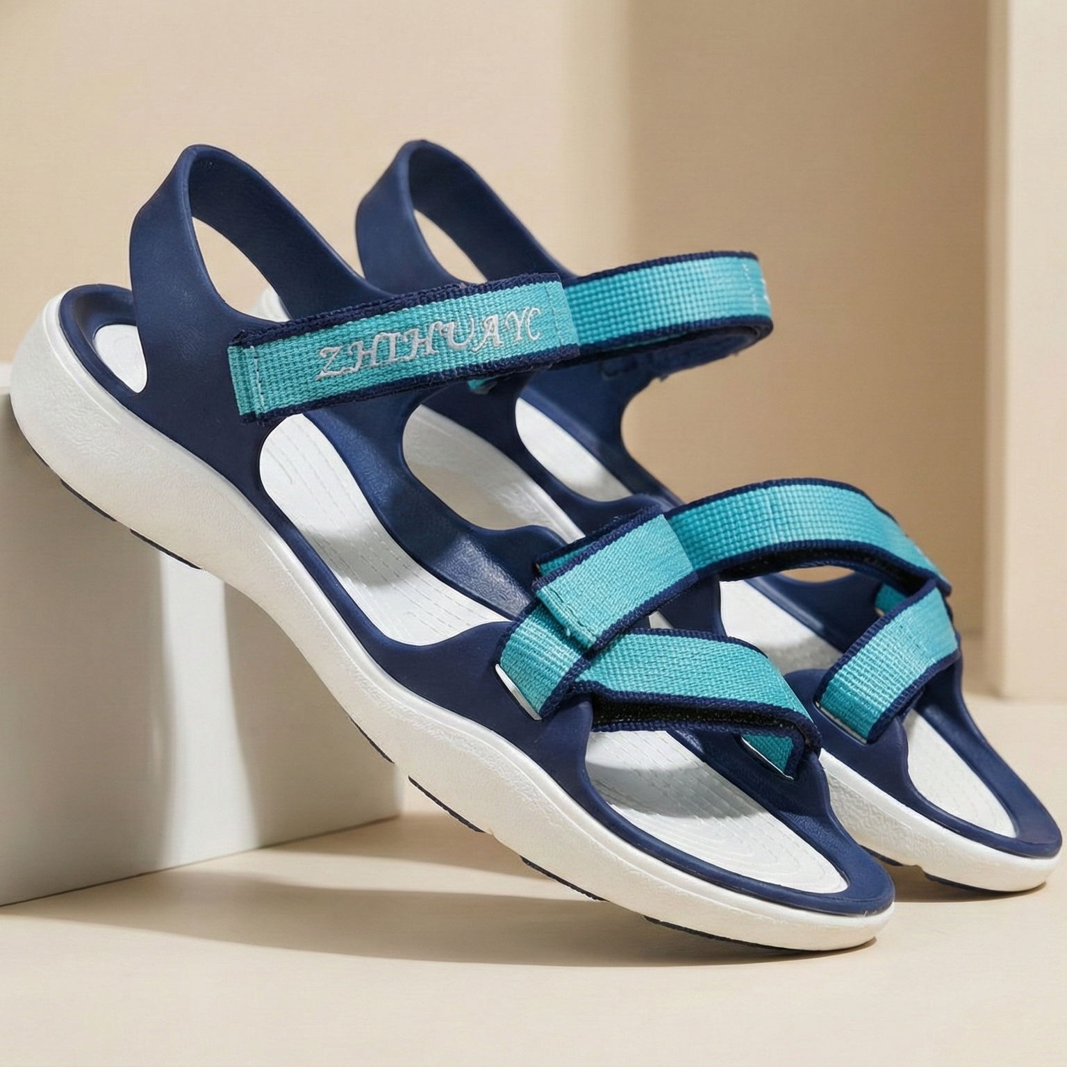 Clearance SALE Kt Zigzag Sandal