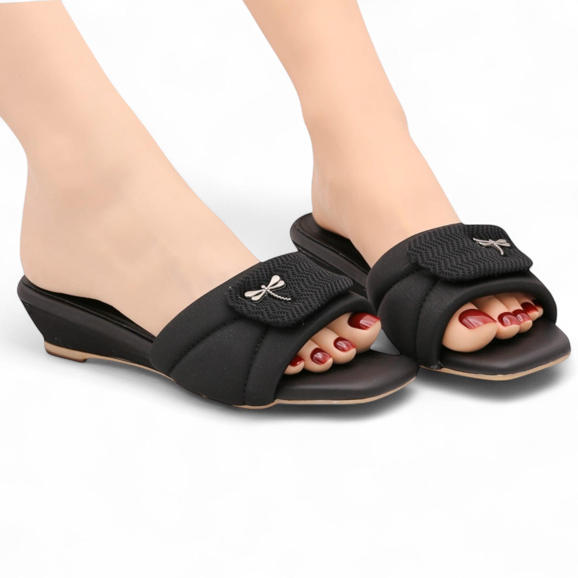 M0614 kitten wedge