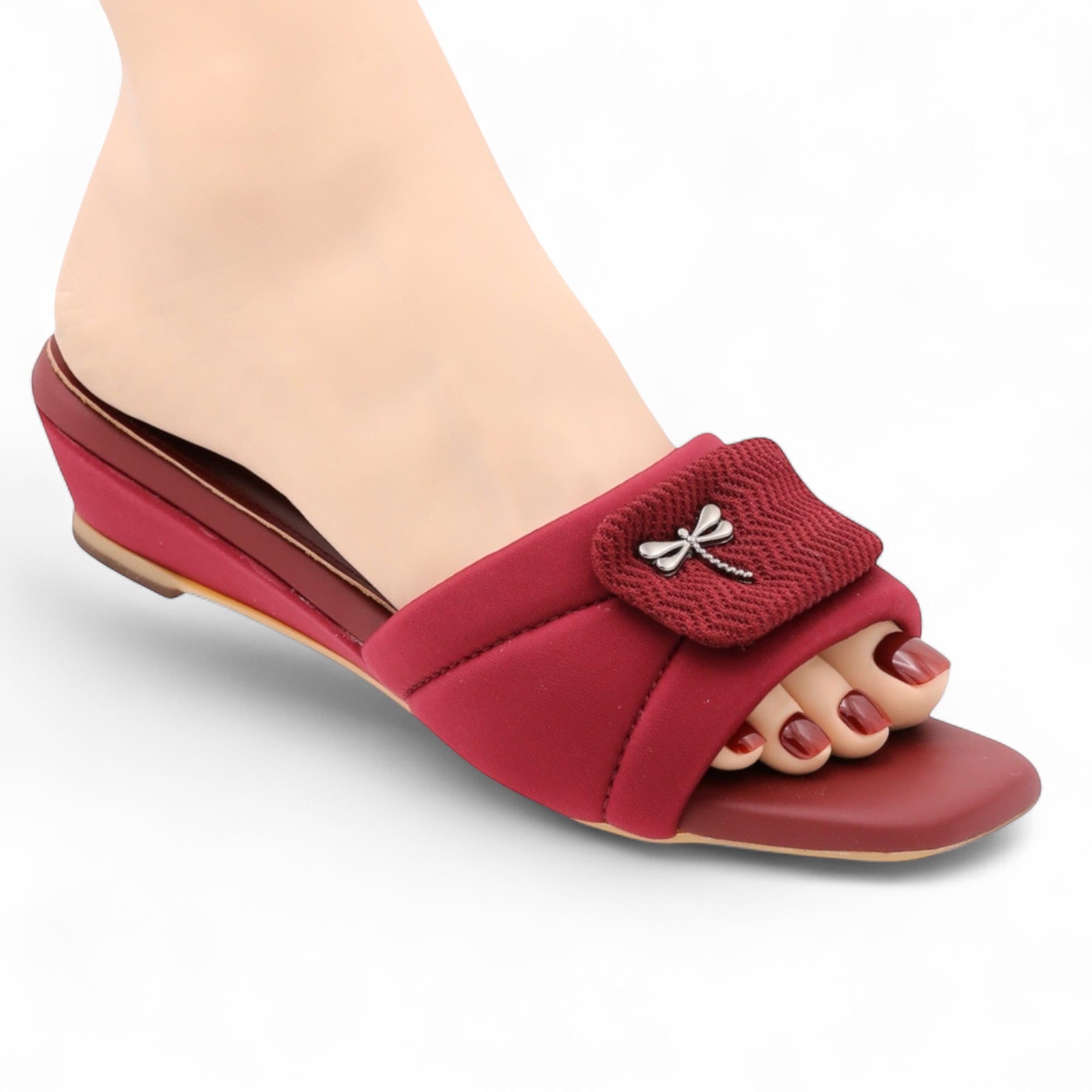 M0614 kitten wedge