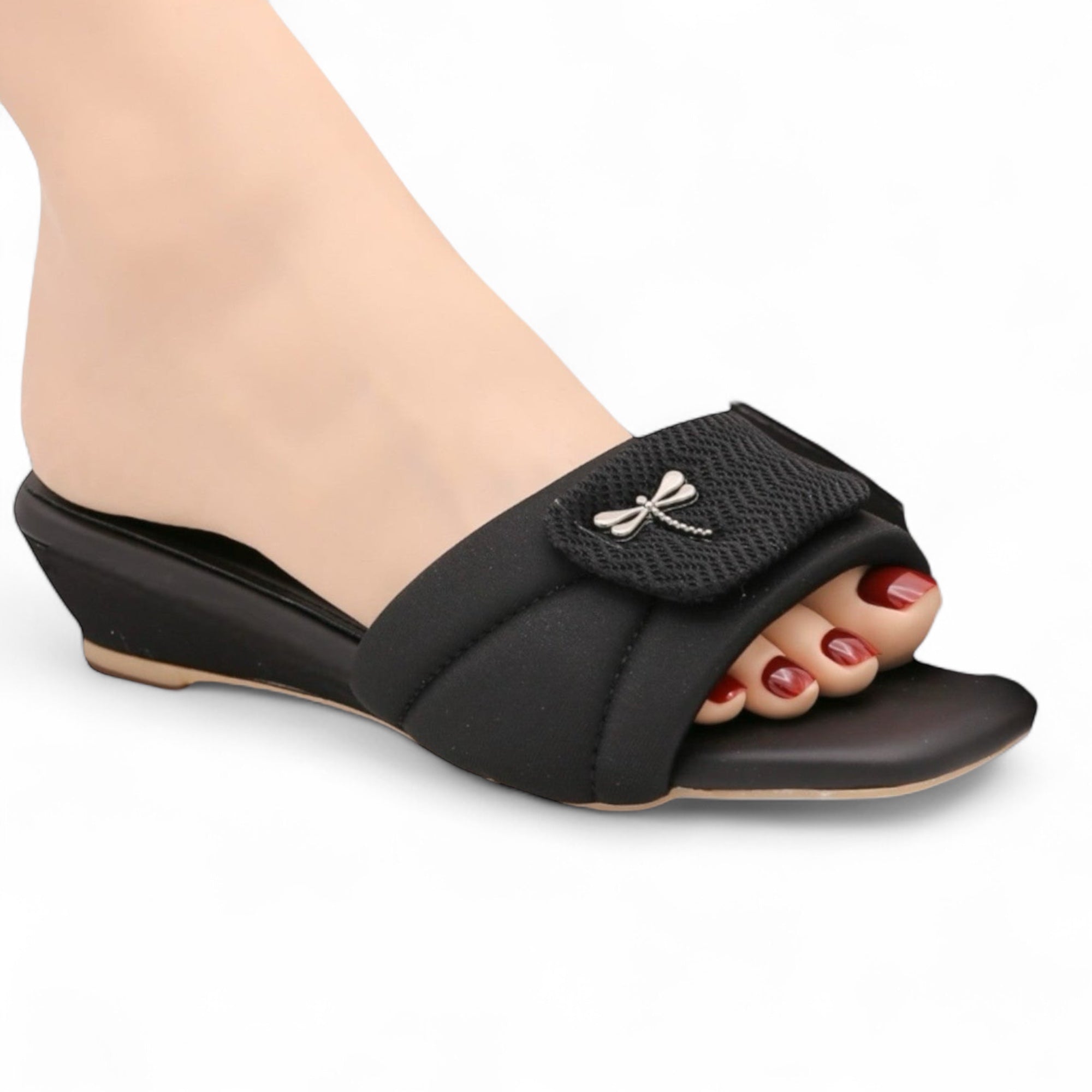 M0614 kitten wedge