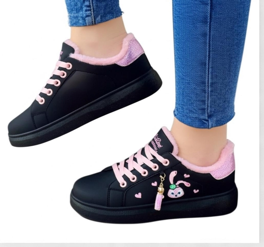 P8830 bunny sneaker