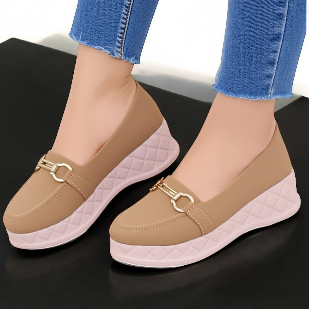 M0477 wedge pump – Footwear Menders - Main Image