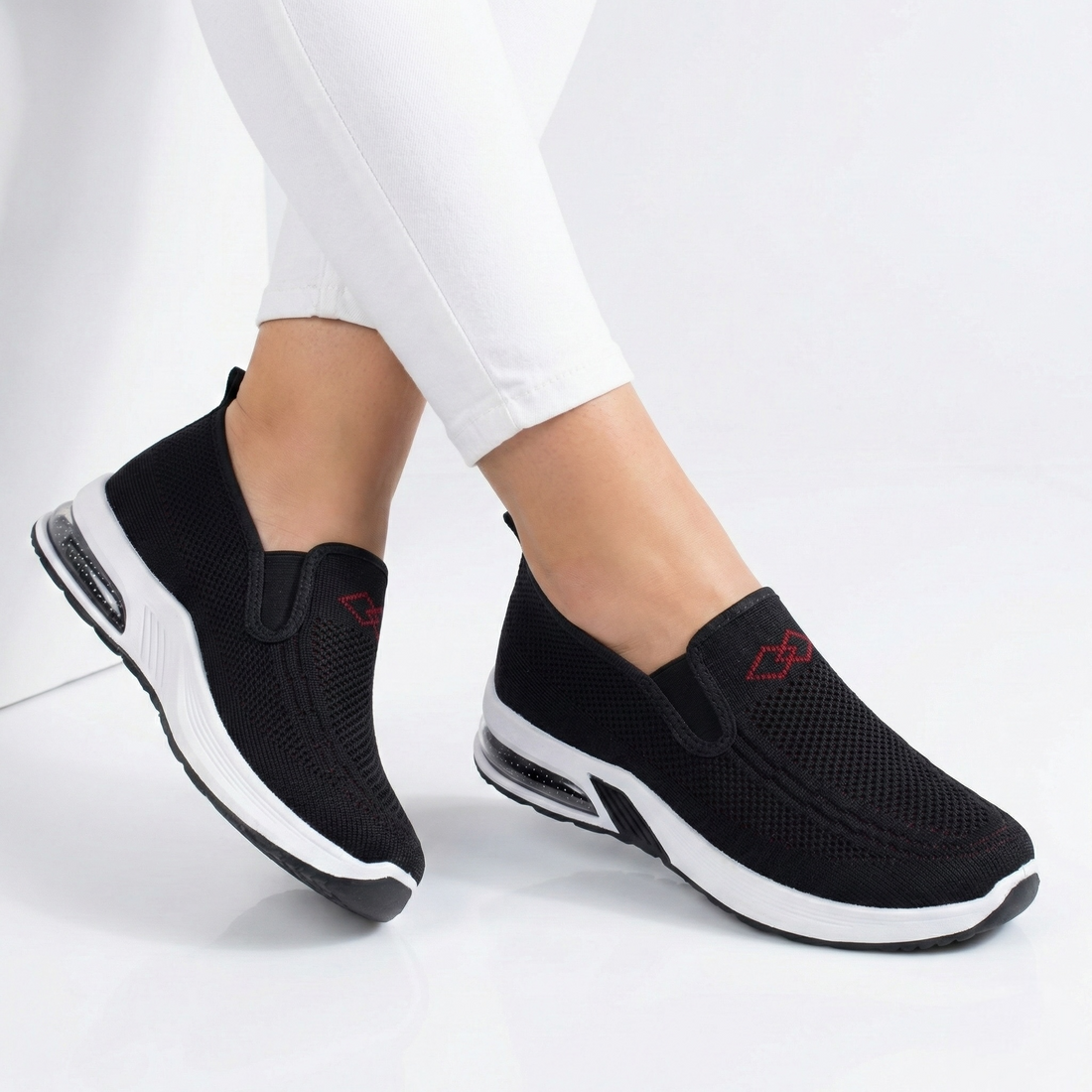 M011454 fabric shoes