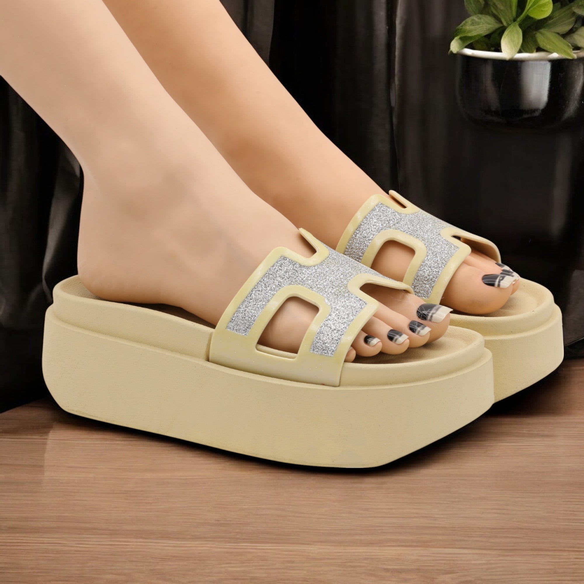 Helimsta sole slipper