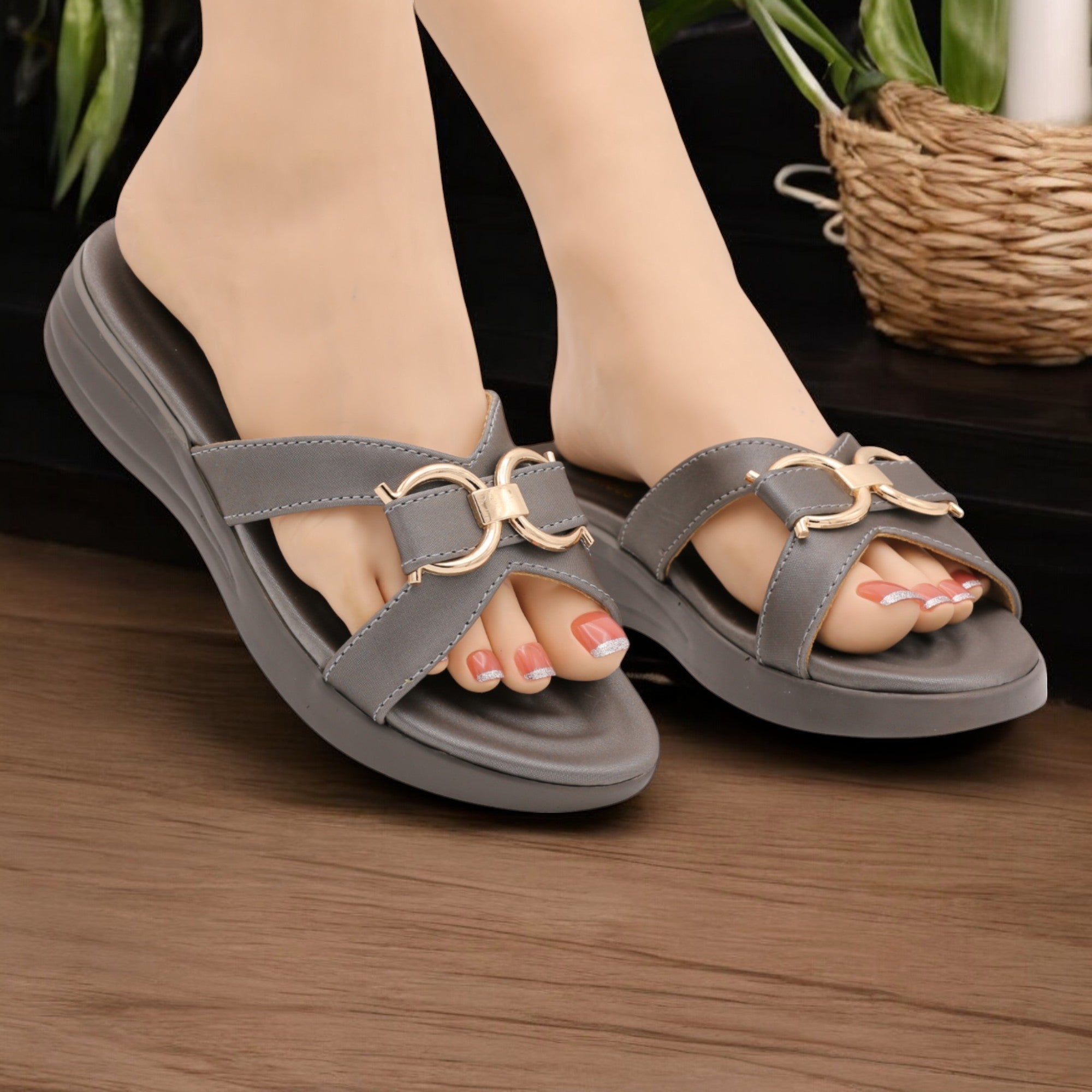 Clearance sale M0104 slipper