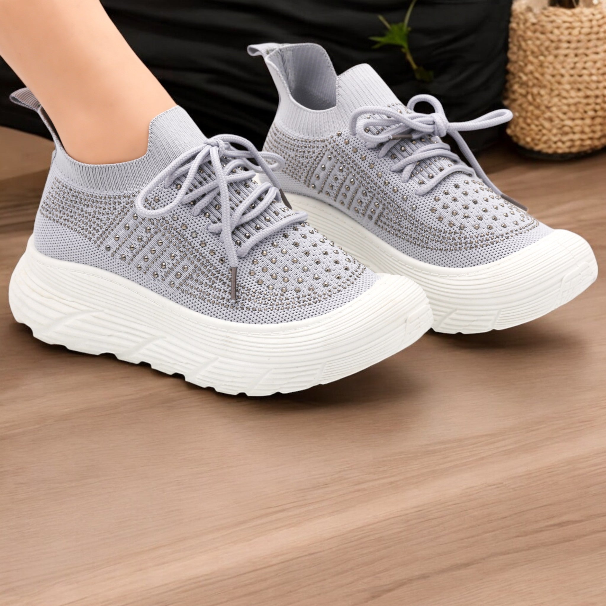 W028 Pearl shoes-R12-1