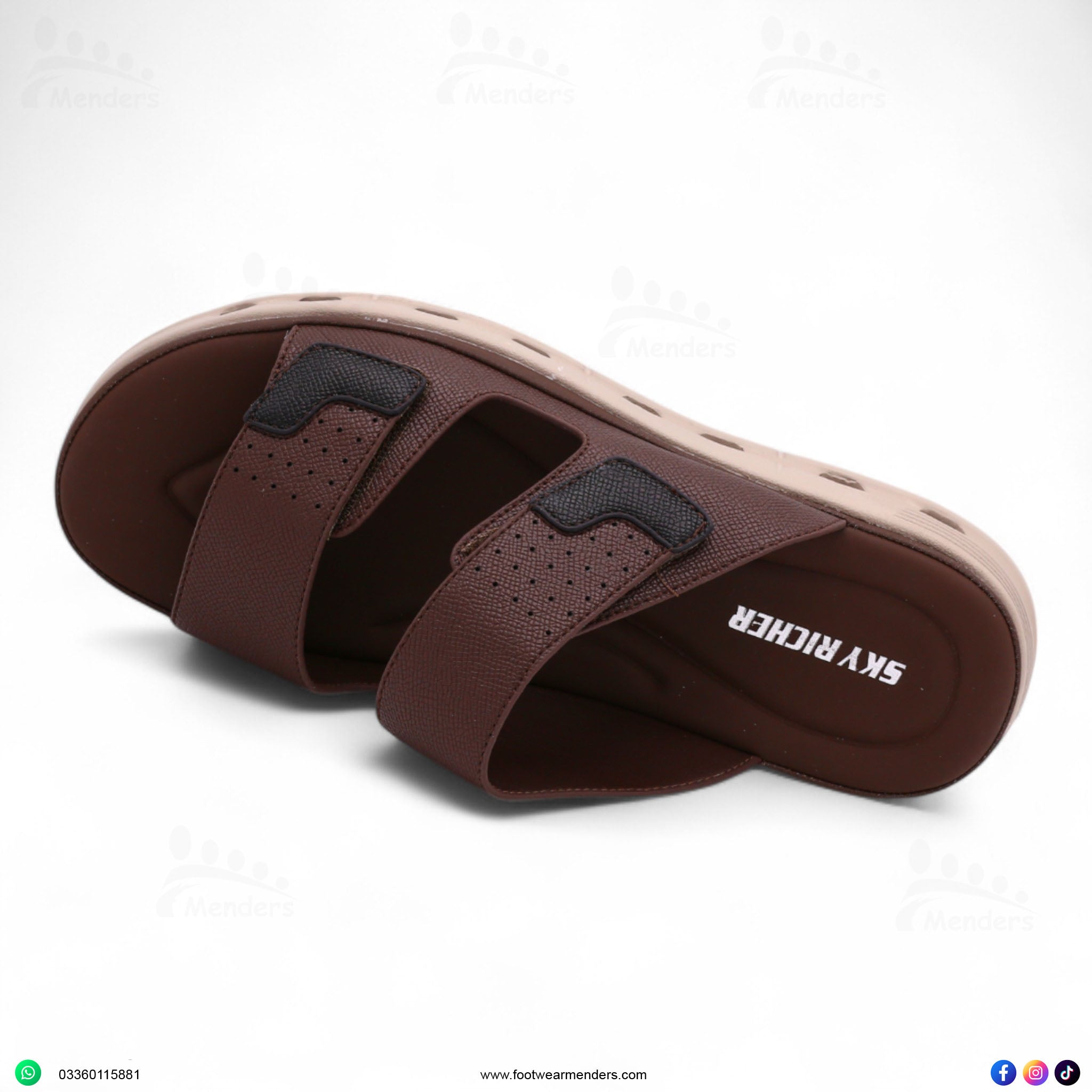 E80663 men slipper