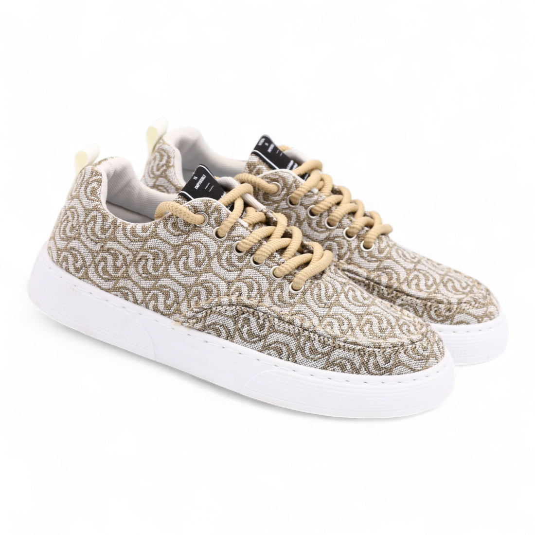 T24 men sneaker