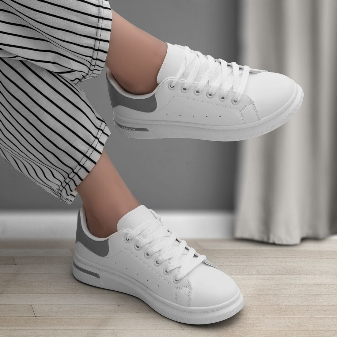 Sneaker walk 170-R32-2