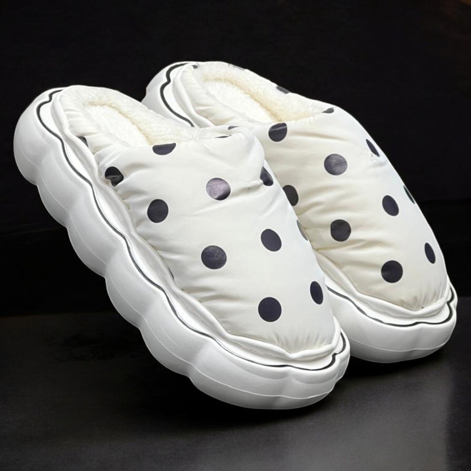 Mow silk mule