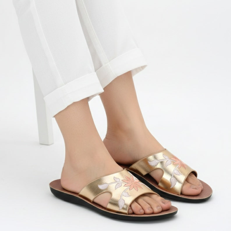 M01109 slipper