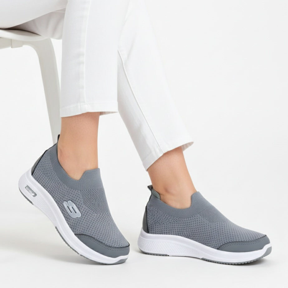 M011293 fabric shoes