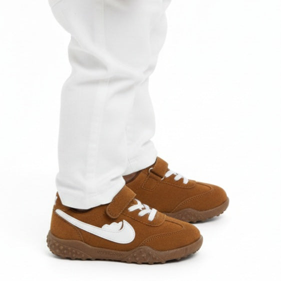 M011300 kids shoes