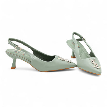 NS3616M38 court shoes