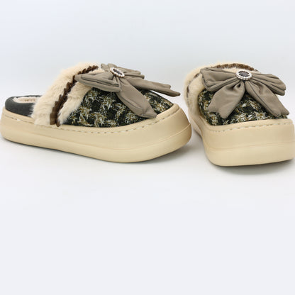 M01084 soft shoes