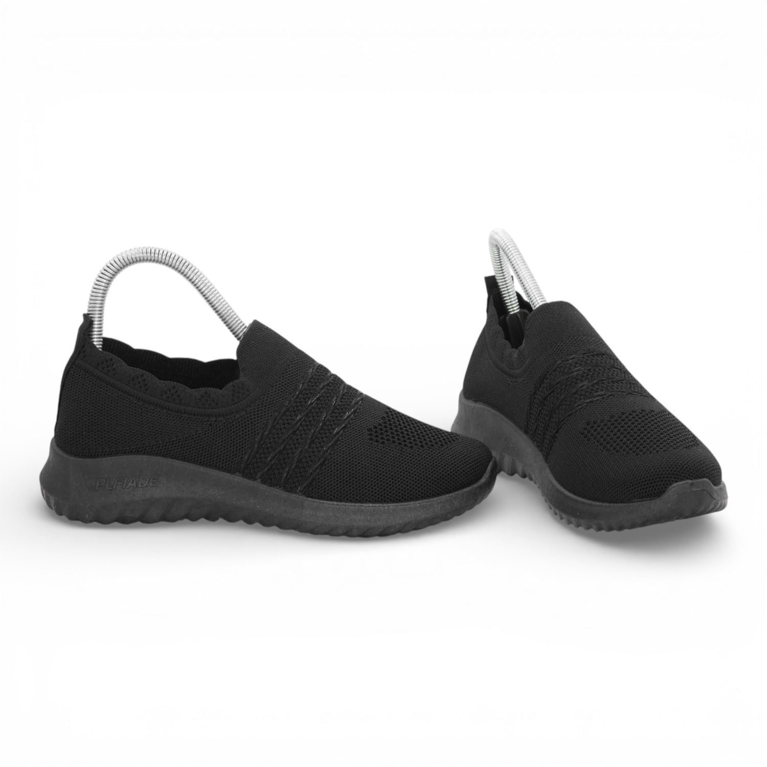 M011456 fabric shoes