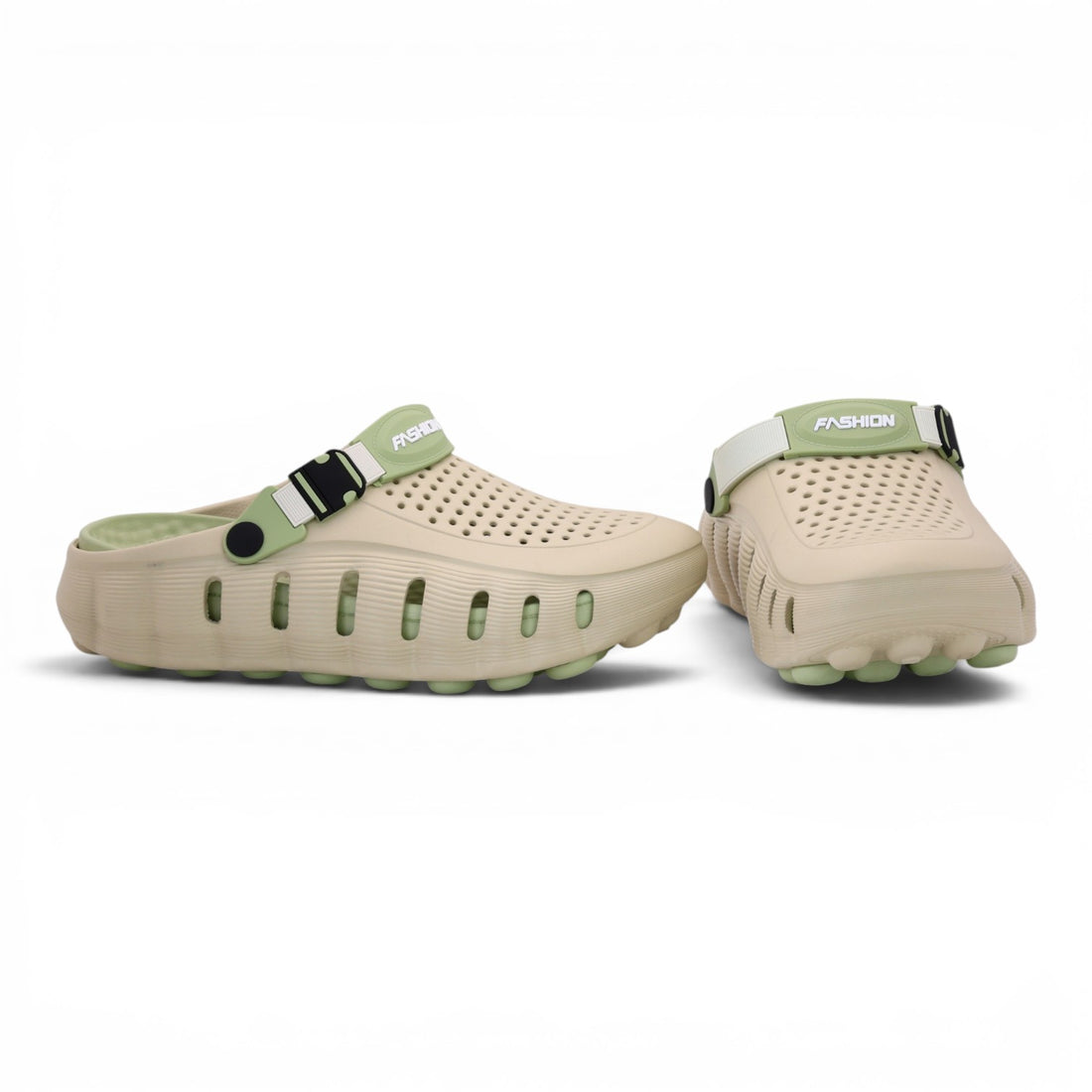 M011872 soft crocs