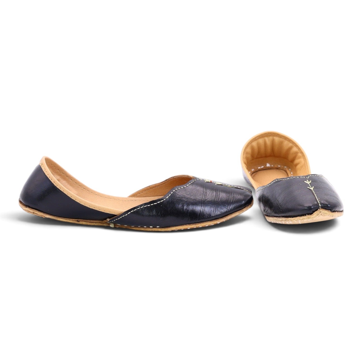 M011954 flat khussa