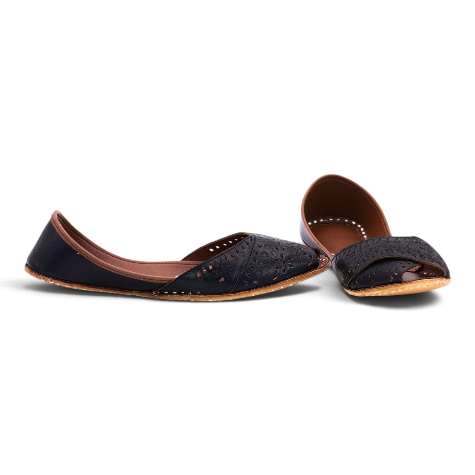 M011953 flat khussa