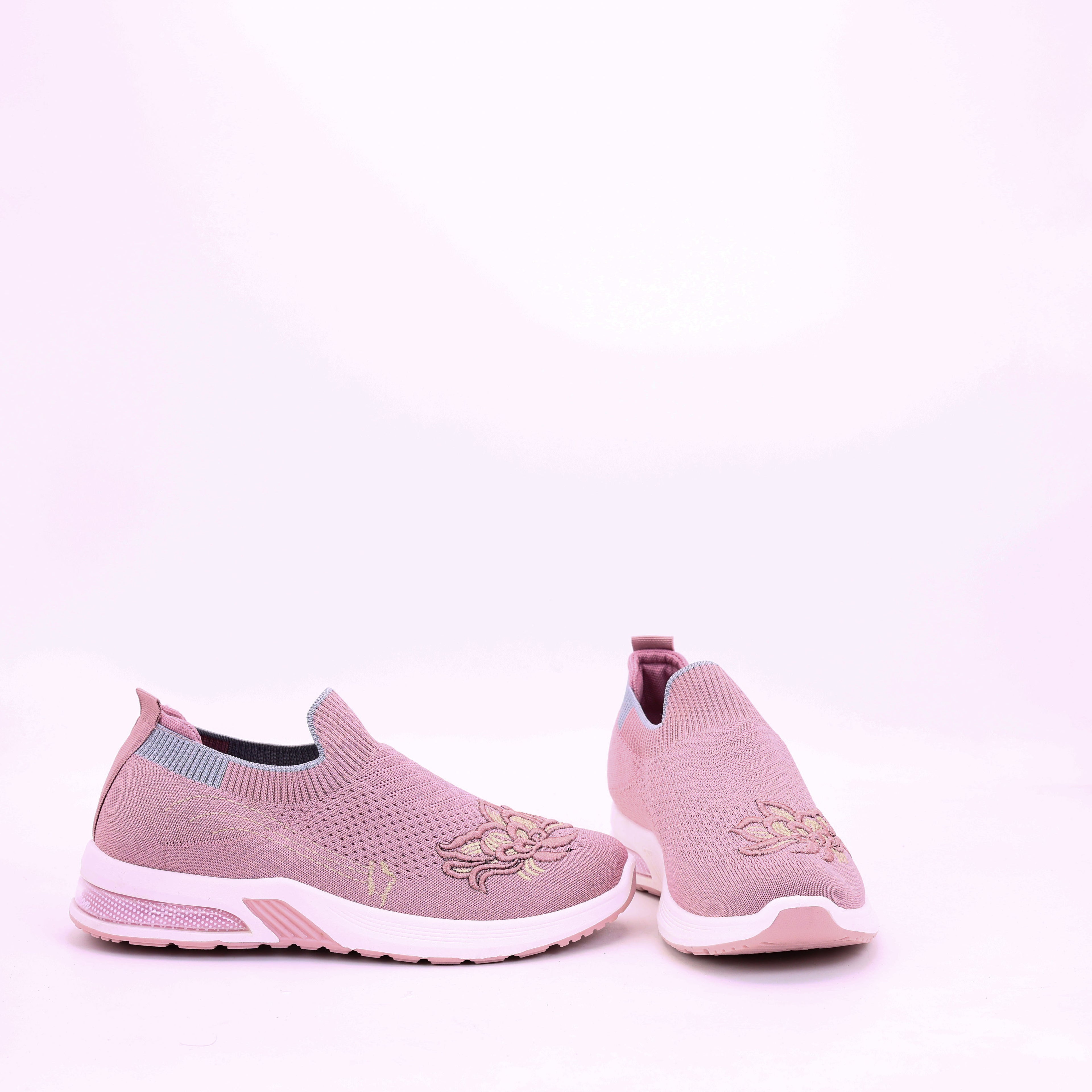 M011948 fabric shoes