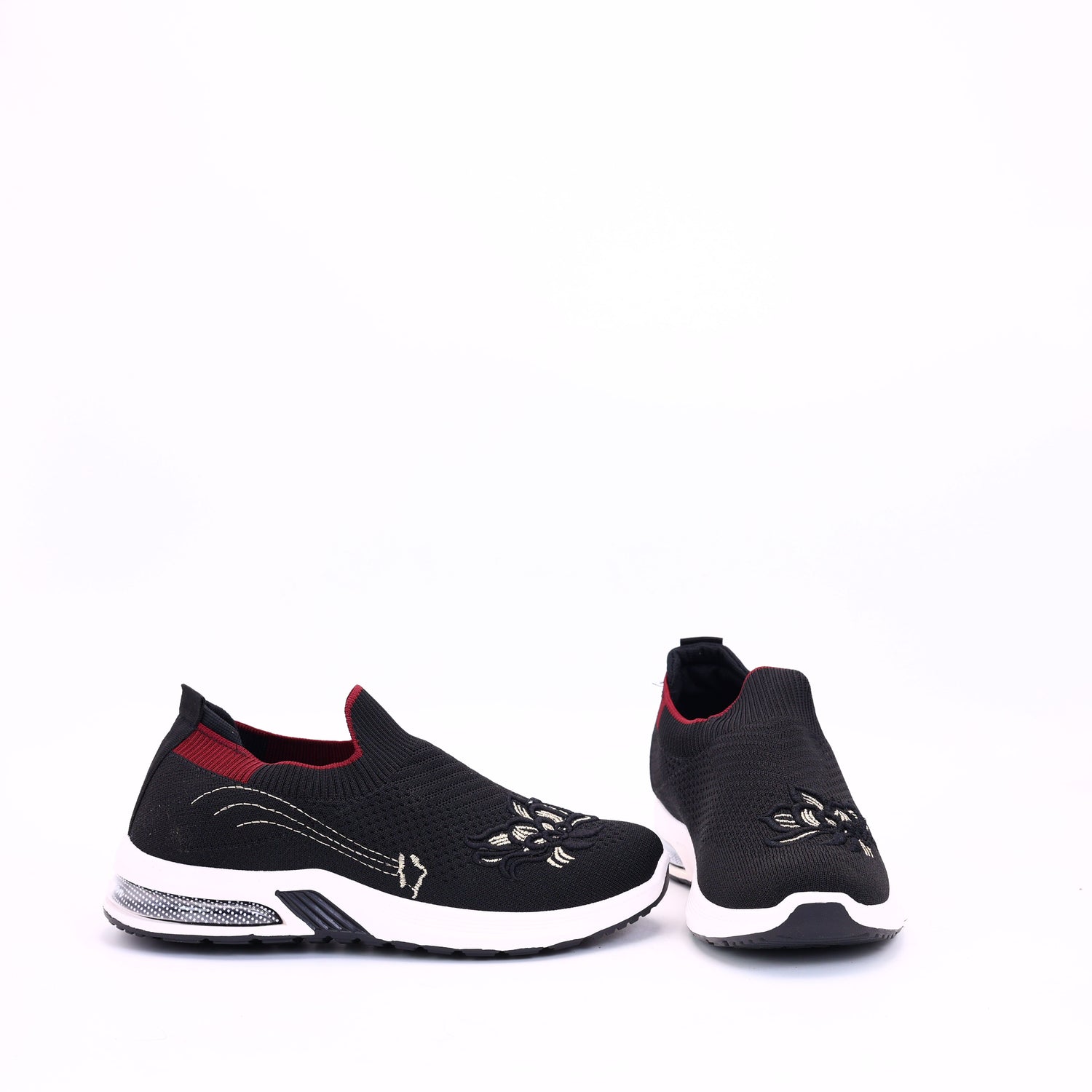M011948 fabric shoes