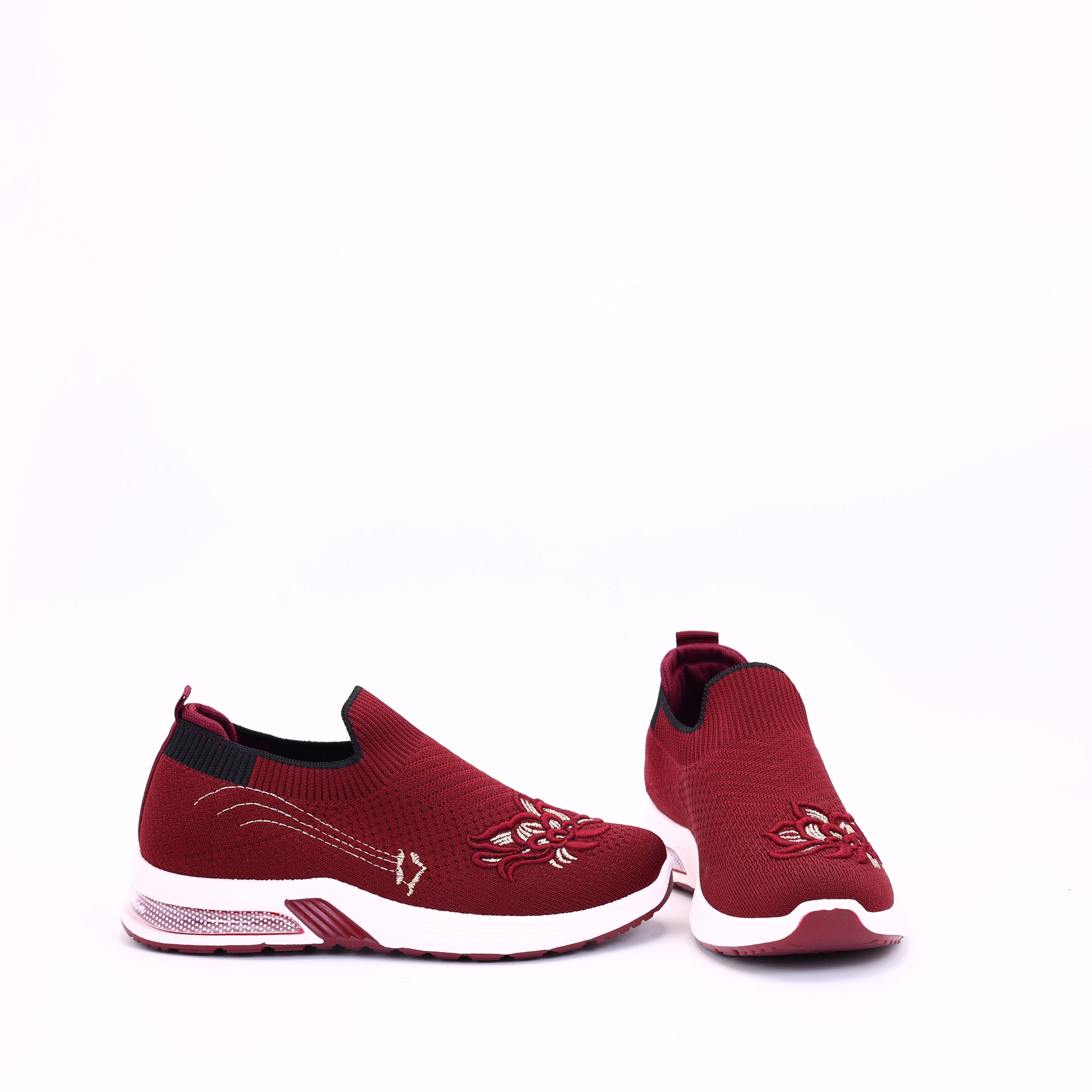 M011948 fabric shoes