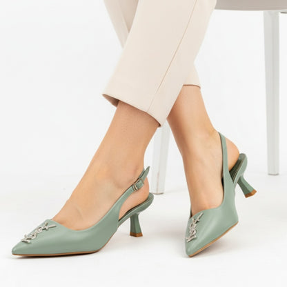 NS3616M38 court shoes