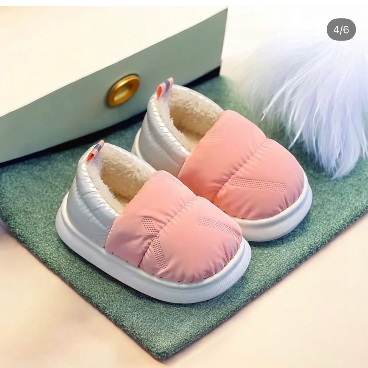 Kids fur shoes