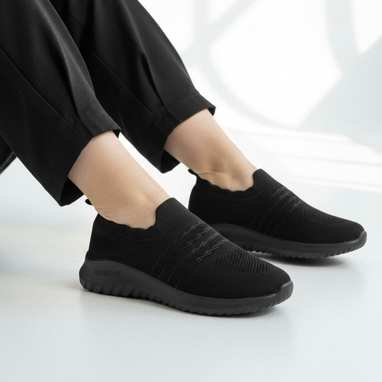 M011456 fabric shoes