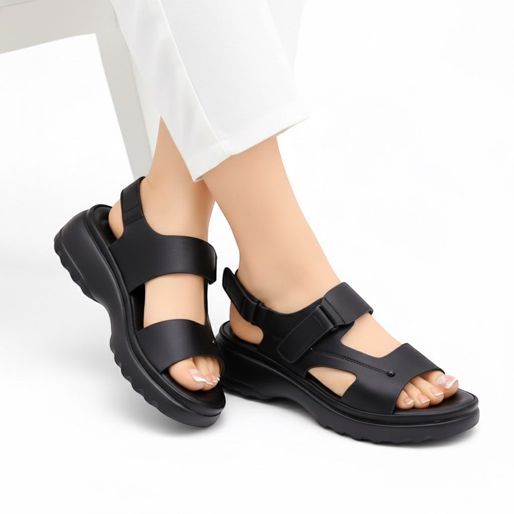 9389G8 soft sandal