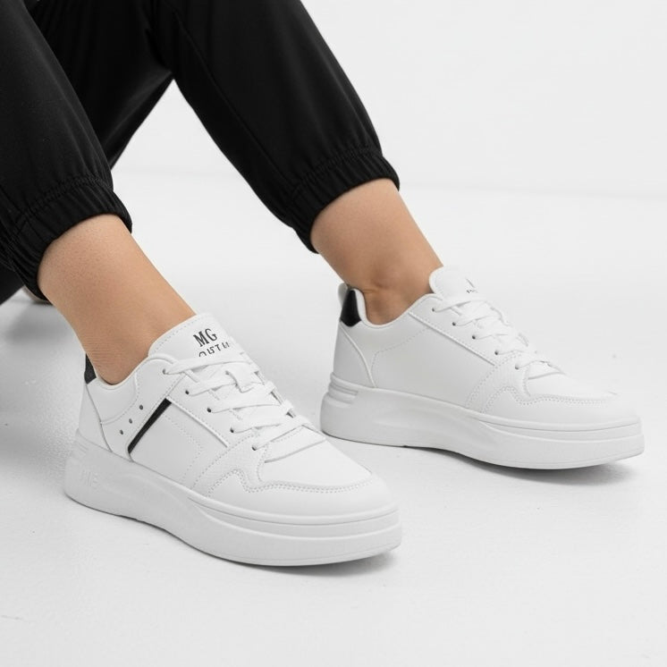 M011460 sneaker shoes