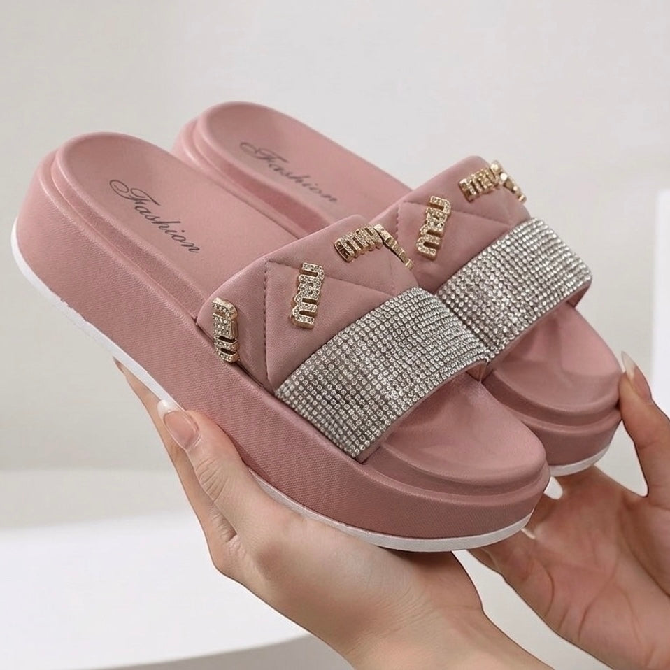 M011870 slipper