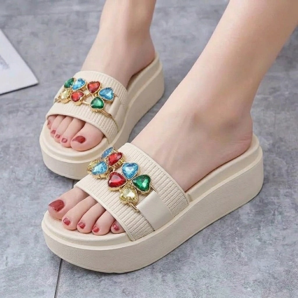 M011867 slipper