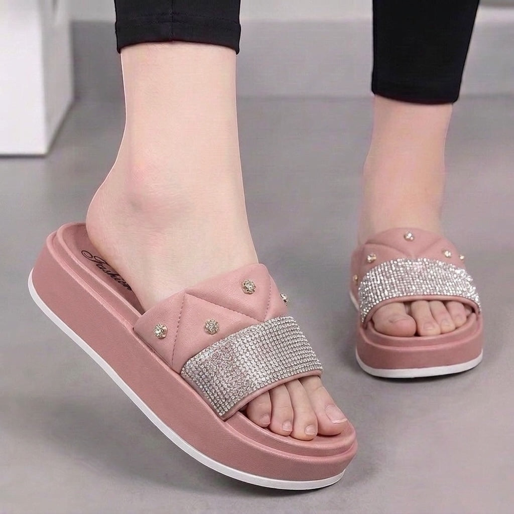 M011419 slipper