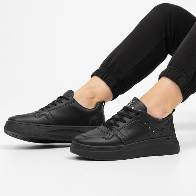 M011460 sneaker shoes