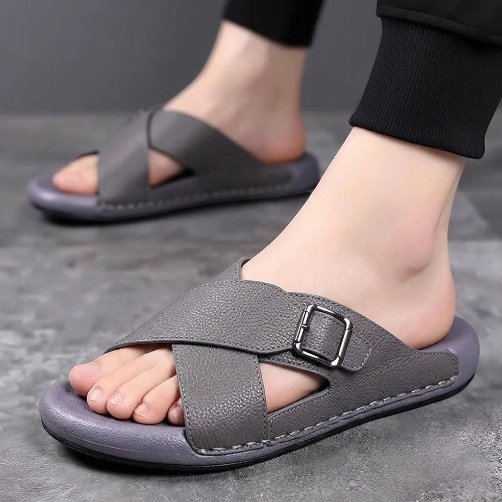 Men slipper M011679