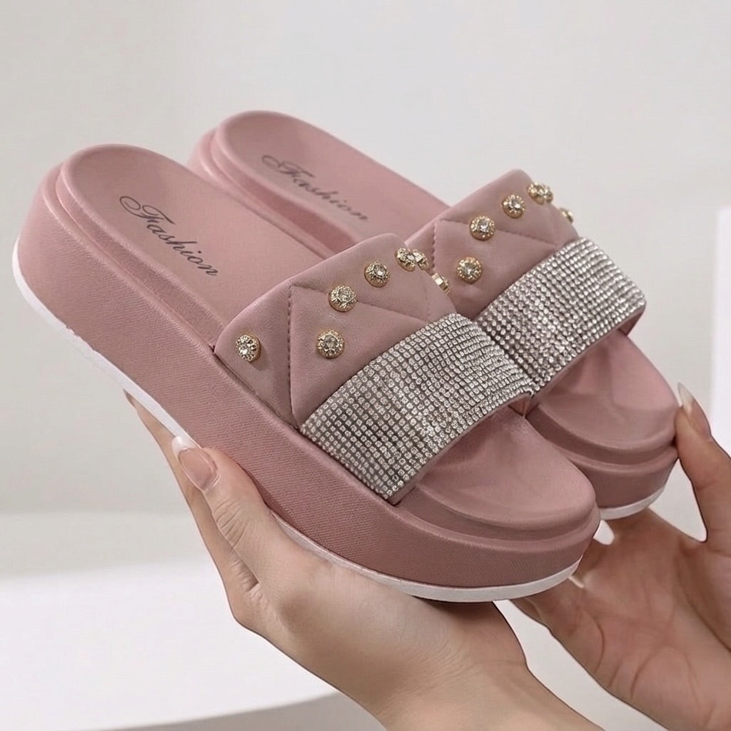 M011869 slipper